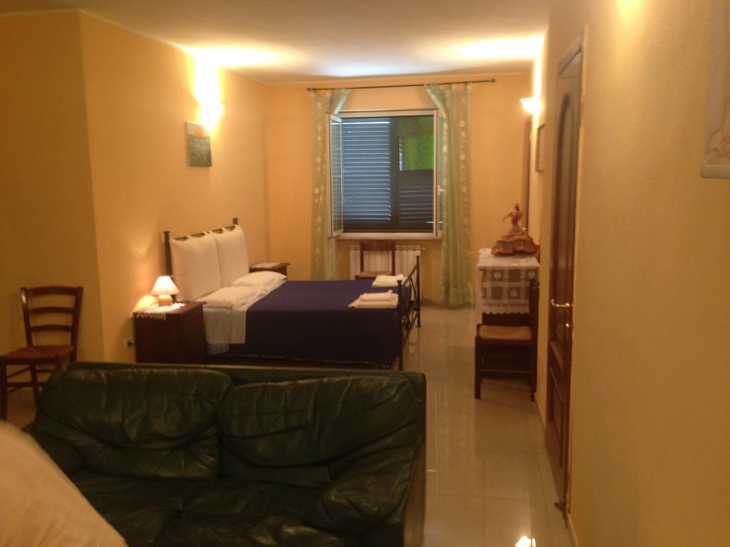 Villa Naclerio Sarzana Ruang foto