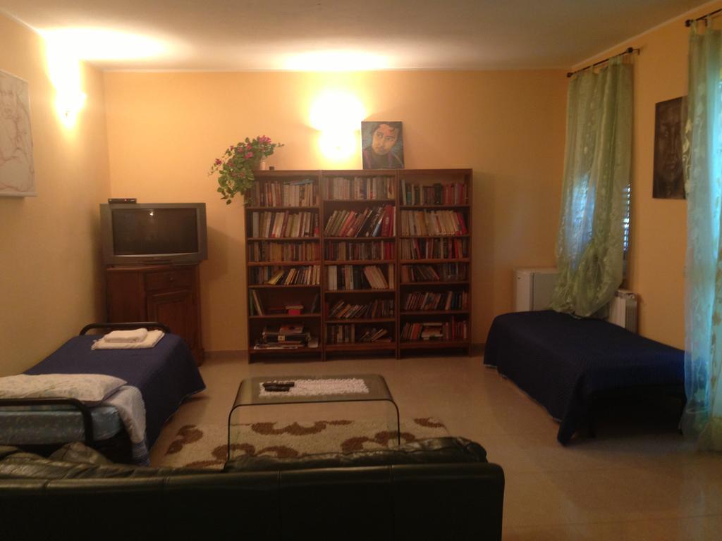 Villa Naclerio Sarzana Ruang foto